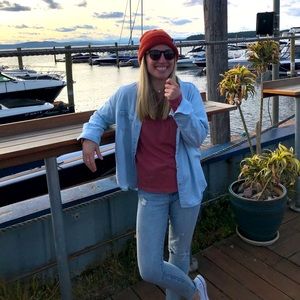 Meet your Posher, Justine